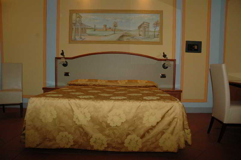 Dimora Dei Guelfi Luxury Rooms Лукка Экстерьер фото