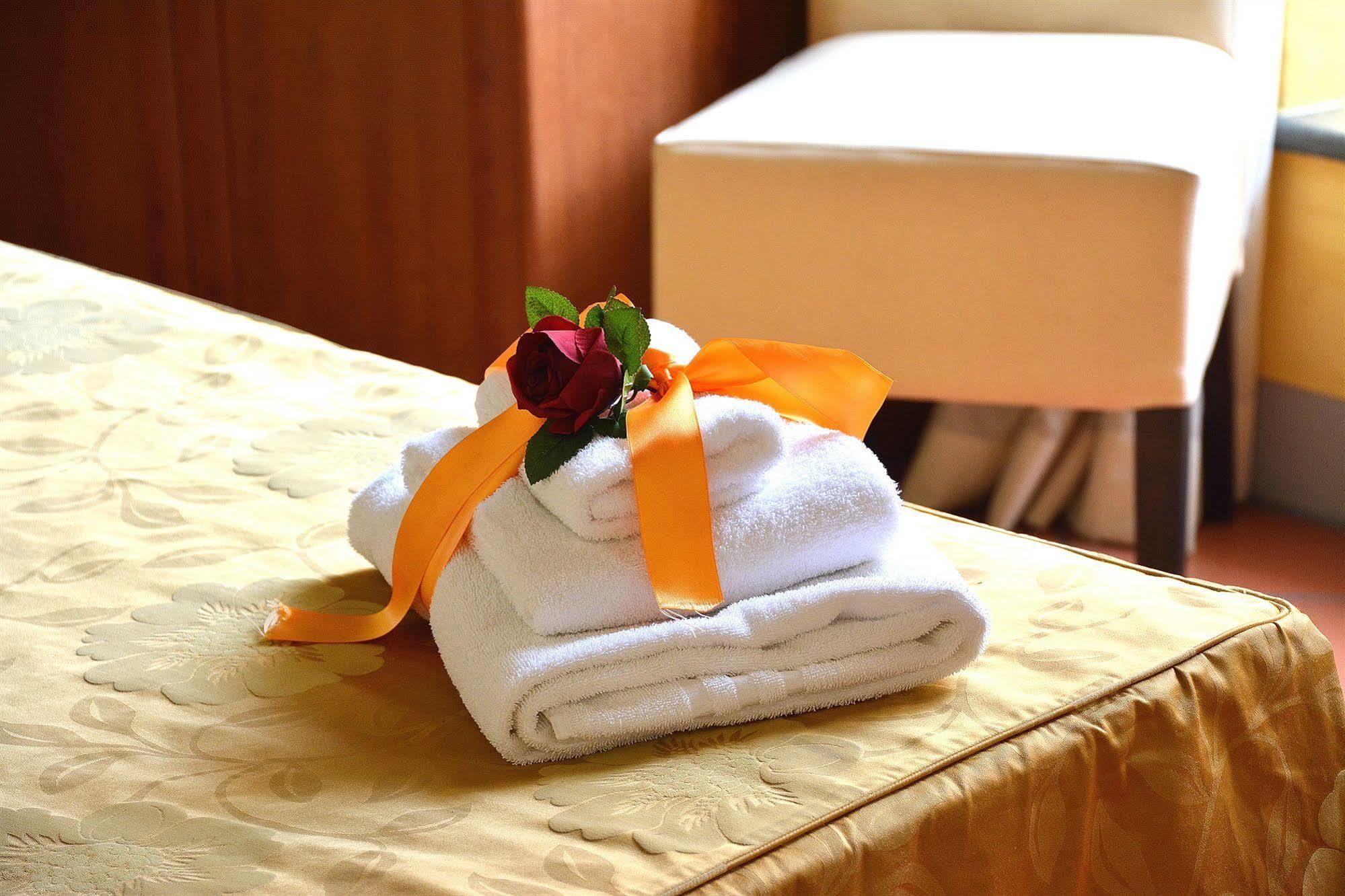 Dimora Dei Guelfi Luxury Rooms Лукка Экстерьер фото