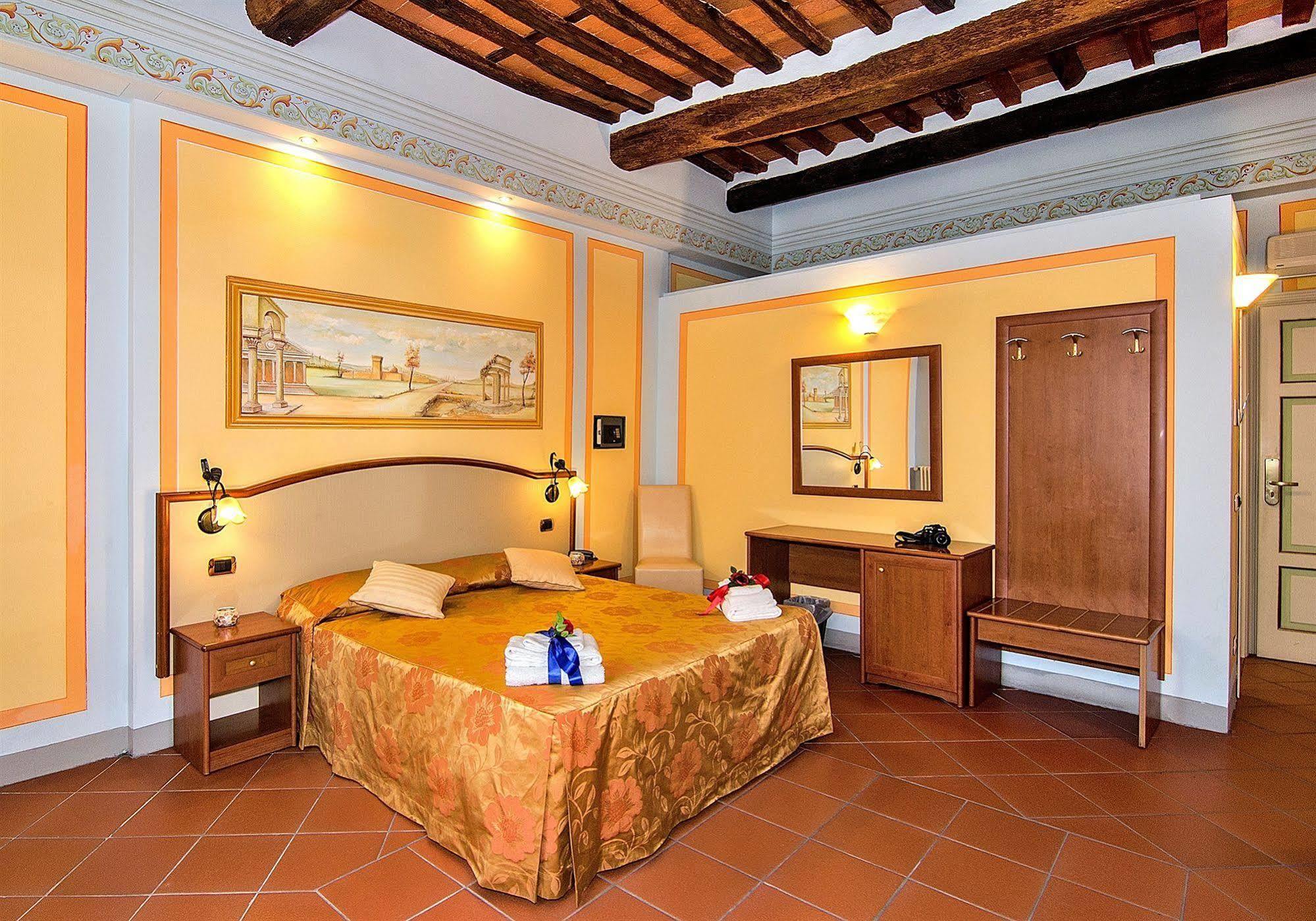 Dimora Dei Guelfi Luxury Rooms Лукка Экстерьер фото