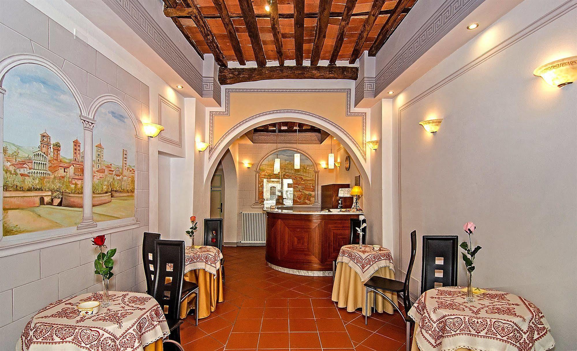 Dimora Dei Guelfi Luxury Rooms Лукка Экстерьер фото