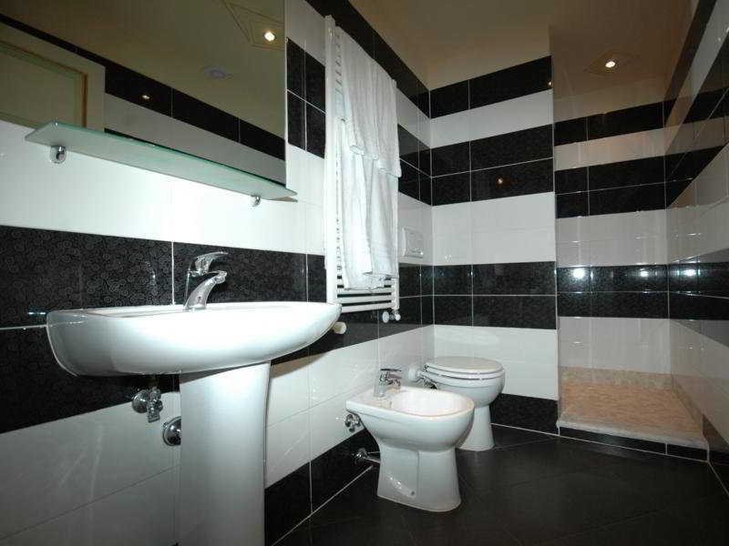 Dimora Dei Guelfi Luxury Rooms Лукка Экстерьер фото